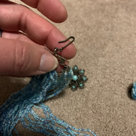 VTG MCM multi-strand seed bead necklace, brooch and one clip earring - Picture 4 of 7